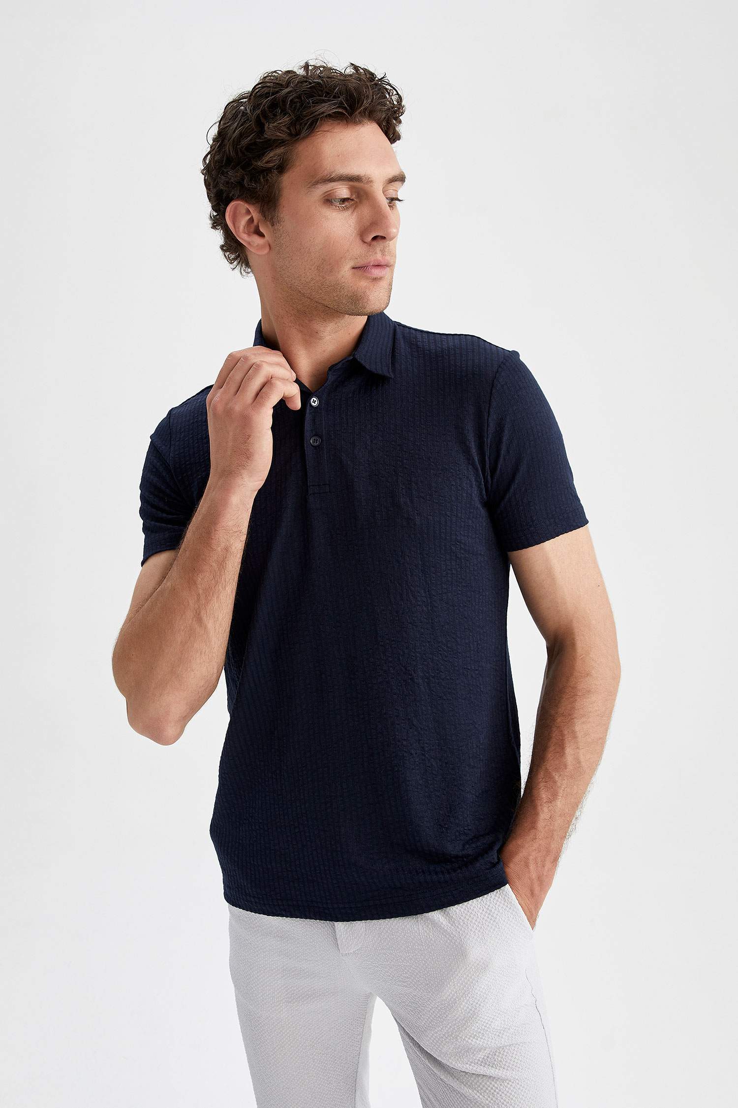 Slim Fit Polo Yaka Kısa Kollu Tişört