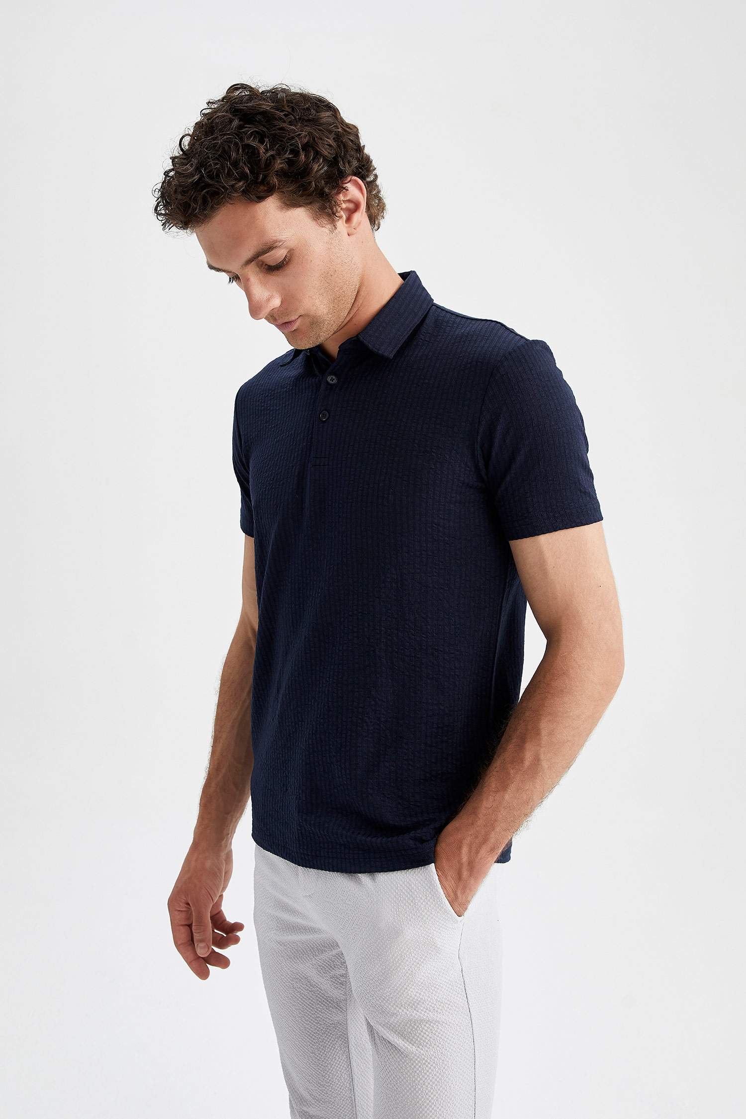 Slim Fit Polo Yaka Kısa Kollu Tişört