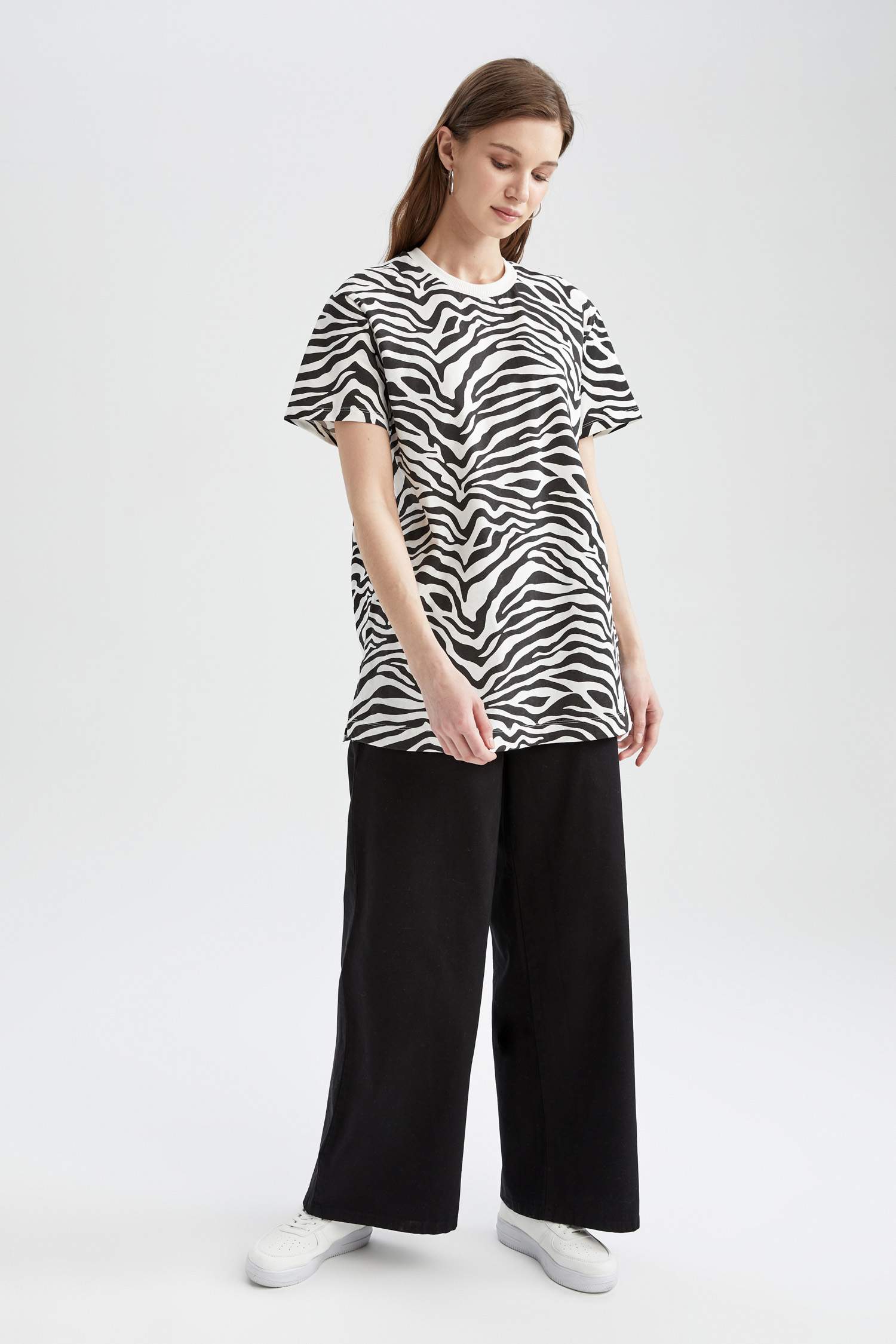 Relax Fit Zebra Desenli Kısa Kollu Tunik Tişört