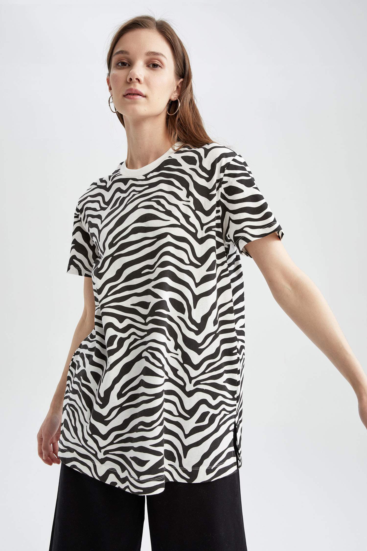 Relax Fit Zebra Desenli Kısa Kollu Tunik Tişört