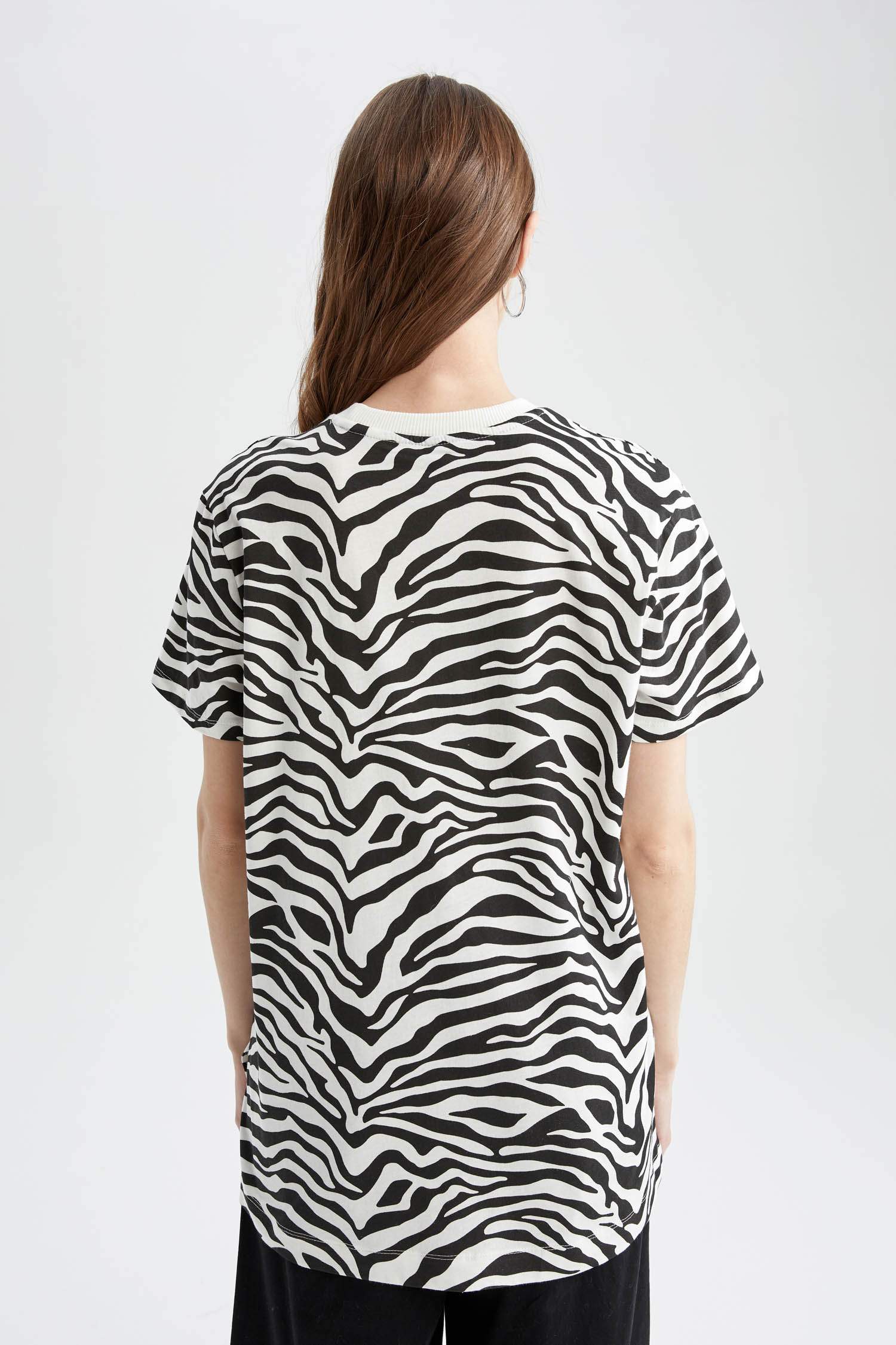 Relax Fit Zebra Desenli Kısa Kollu Tunik Tişört