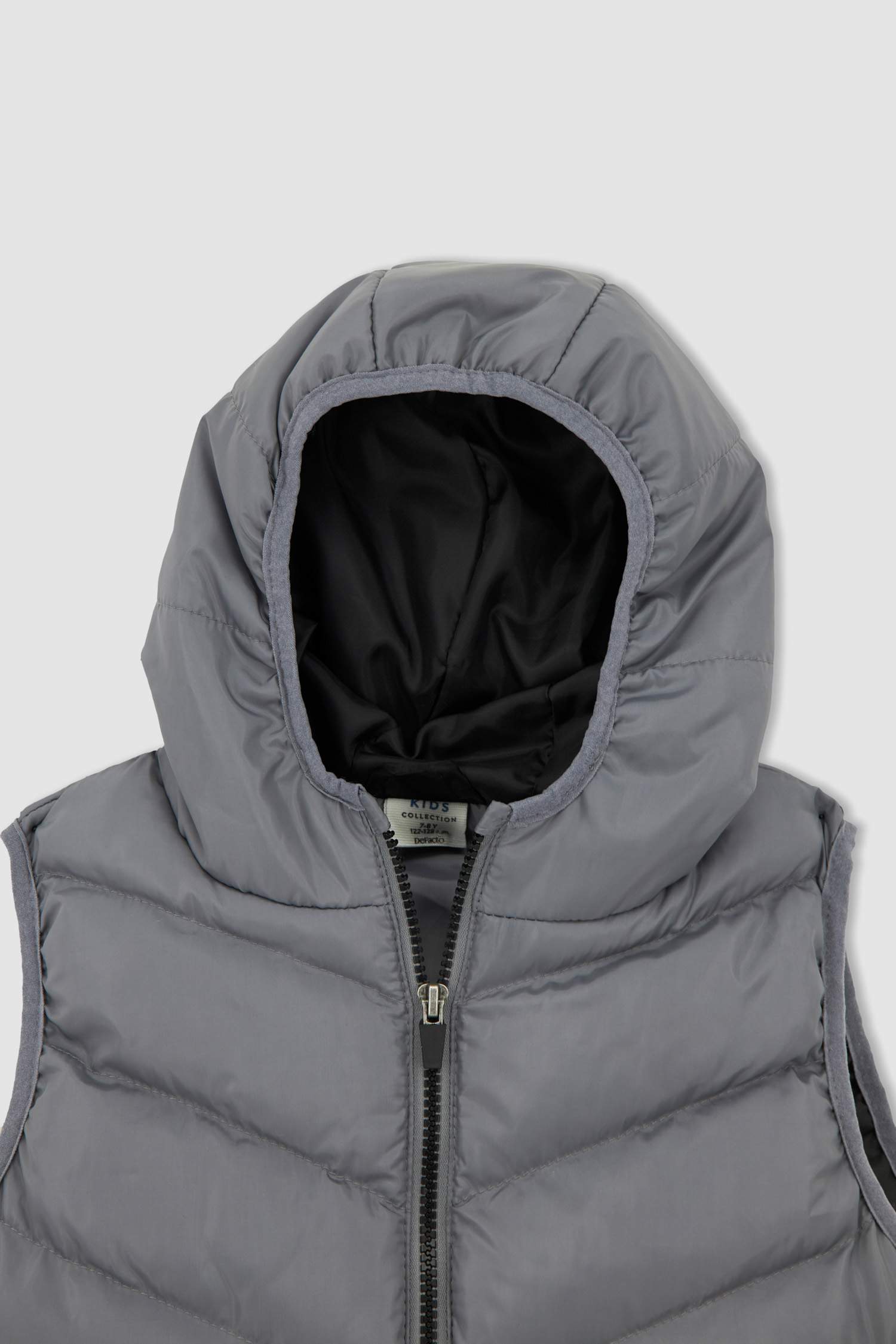 Erkek Çocuk Regular Fit Kapüşonlu Yelek
