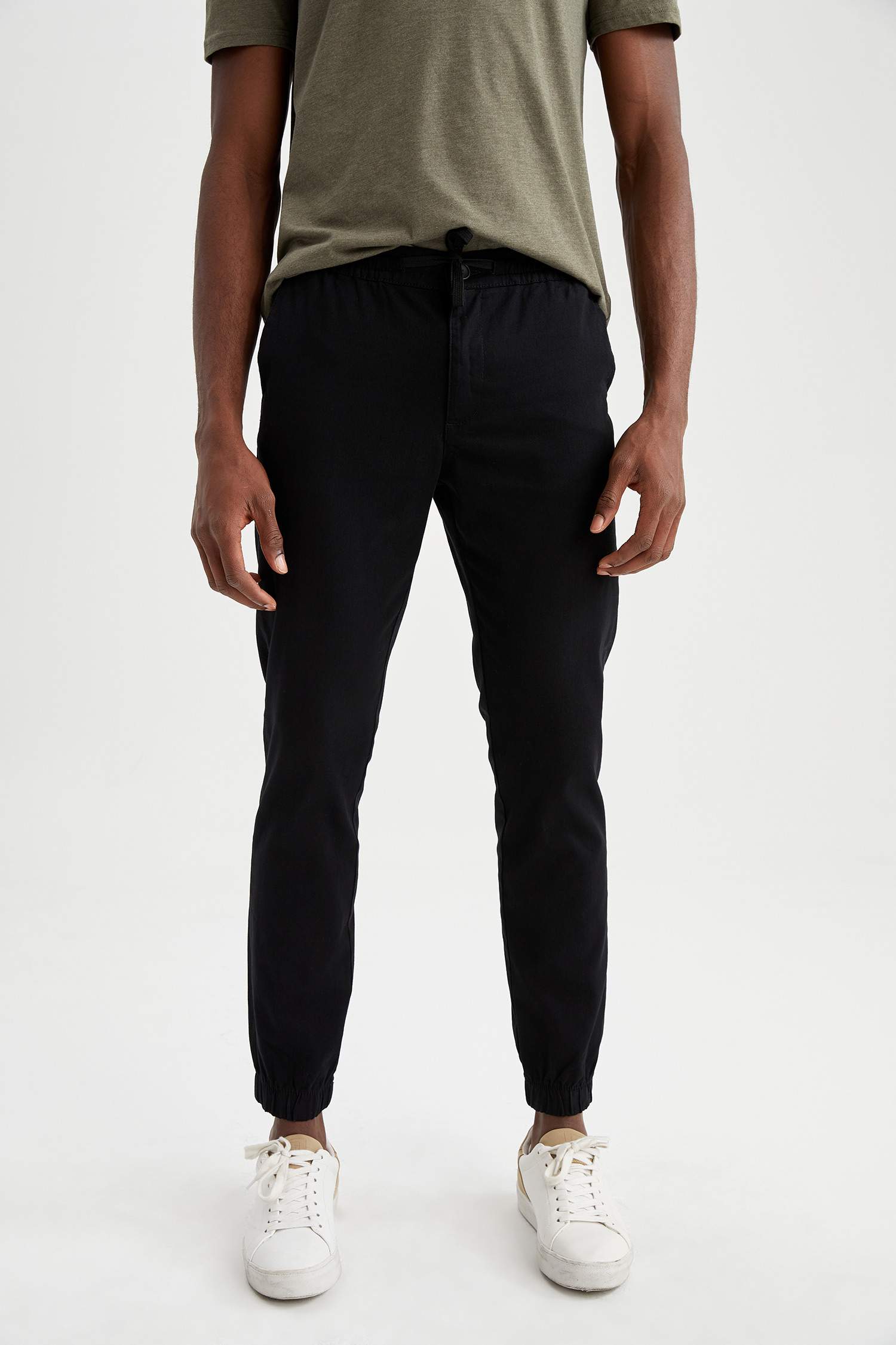 Beli Lastikli ve Bağcıklı Jogger Pantolon
