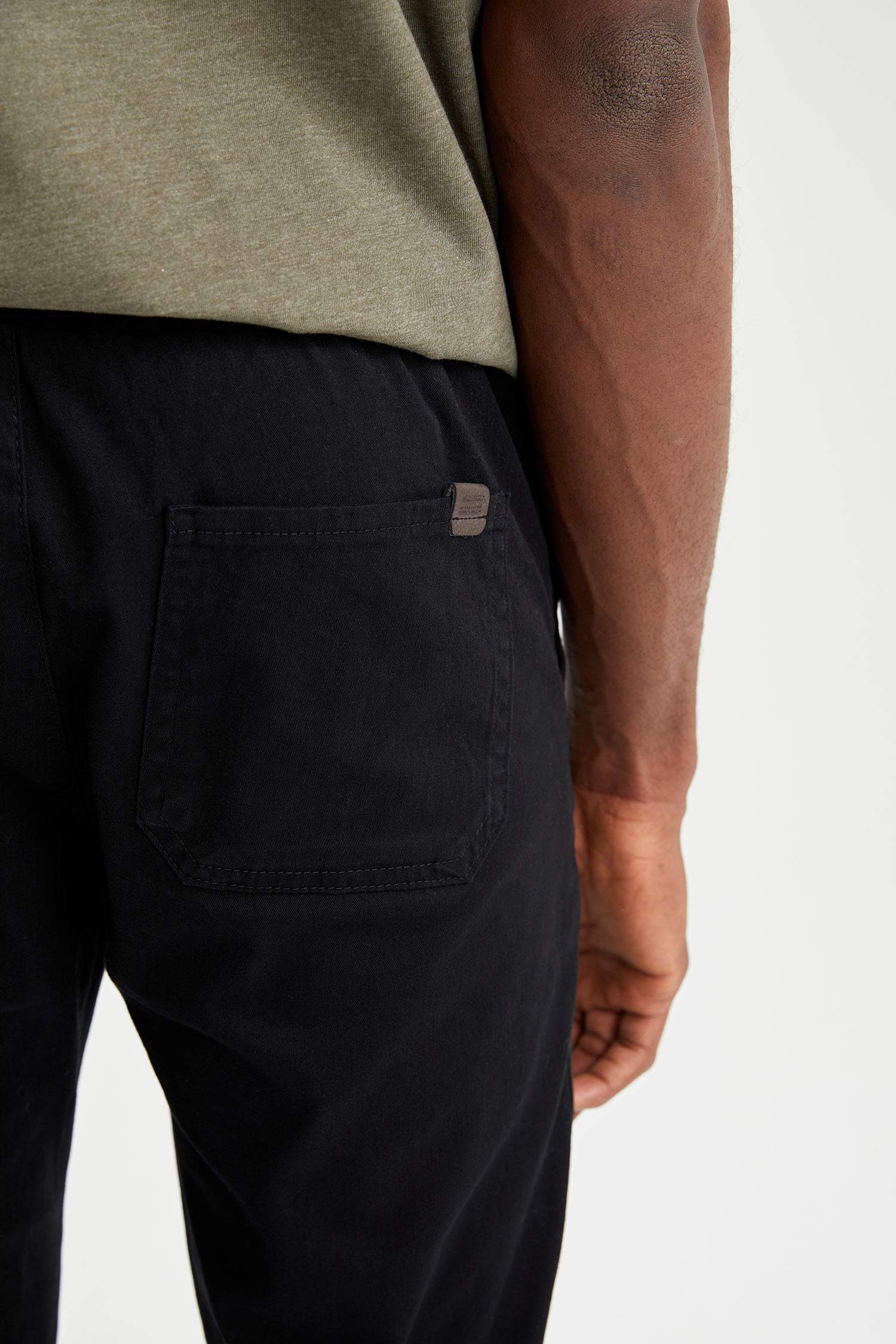 Beli Lastikli ve Bağcıklı Jogger Pantolon