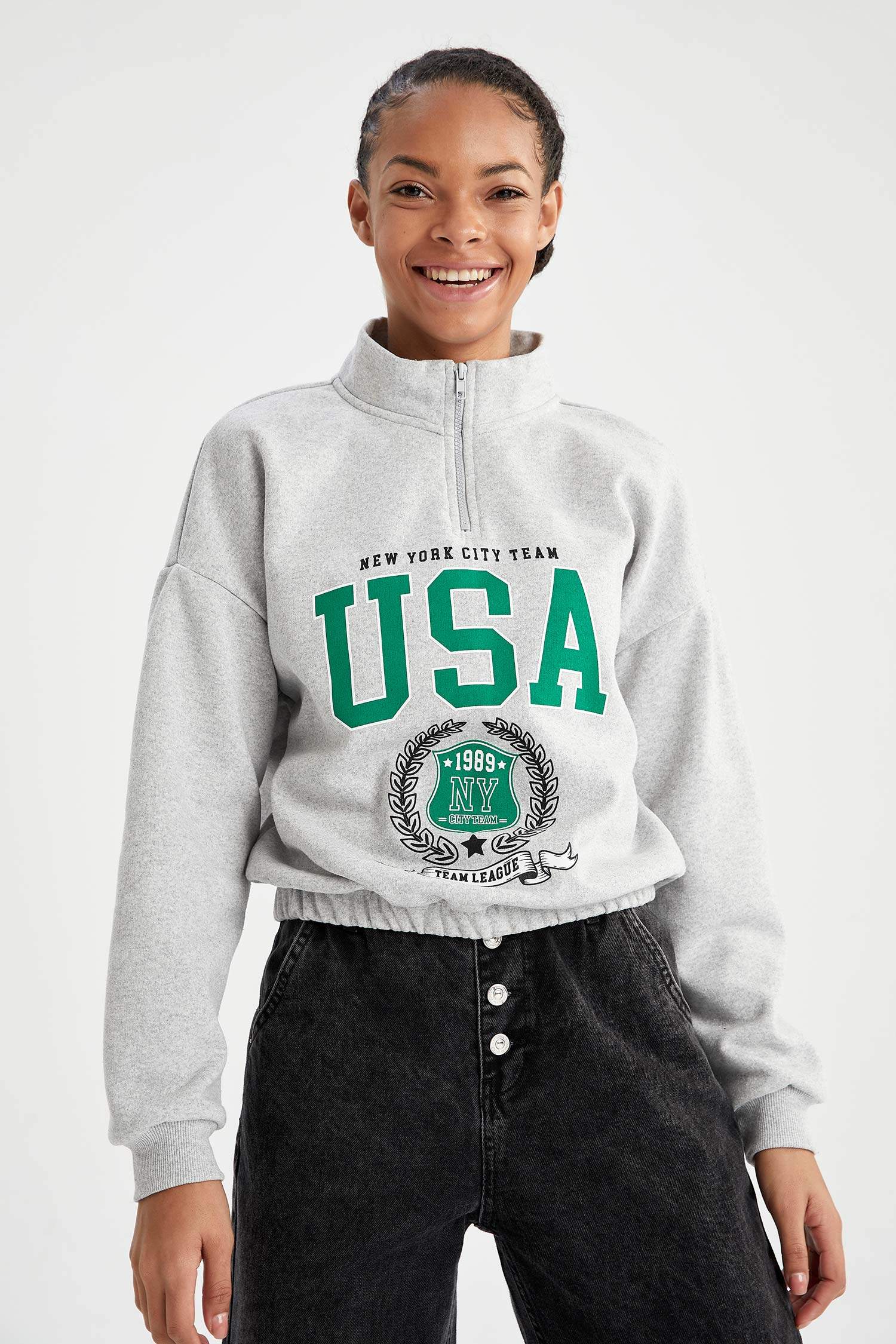 Coool Loose Fit Slogan Basklı Dik Yaka Fermuarlı Sweatshirt