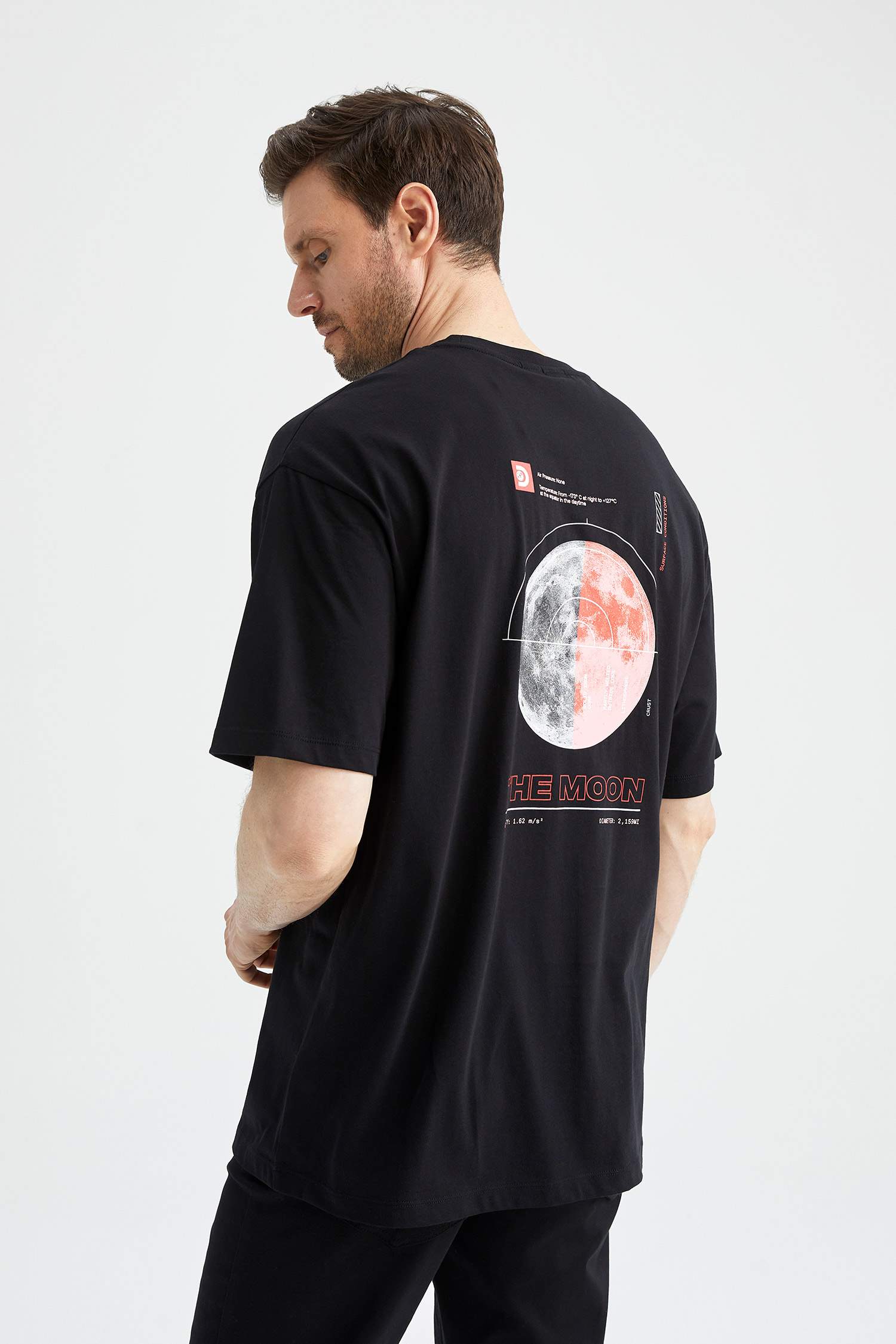 Discovery Lisanslı Oversize Fit Bisiklet Yaka Pamuklu Penye Tişört