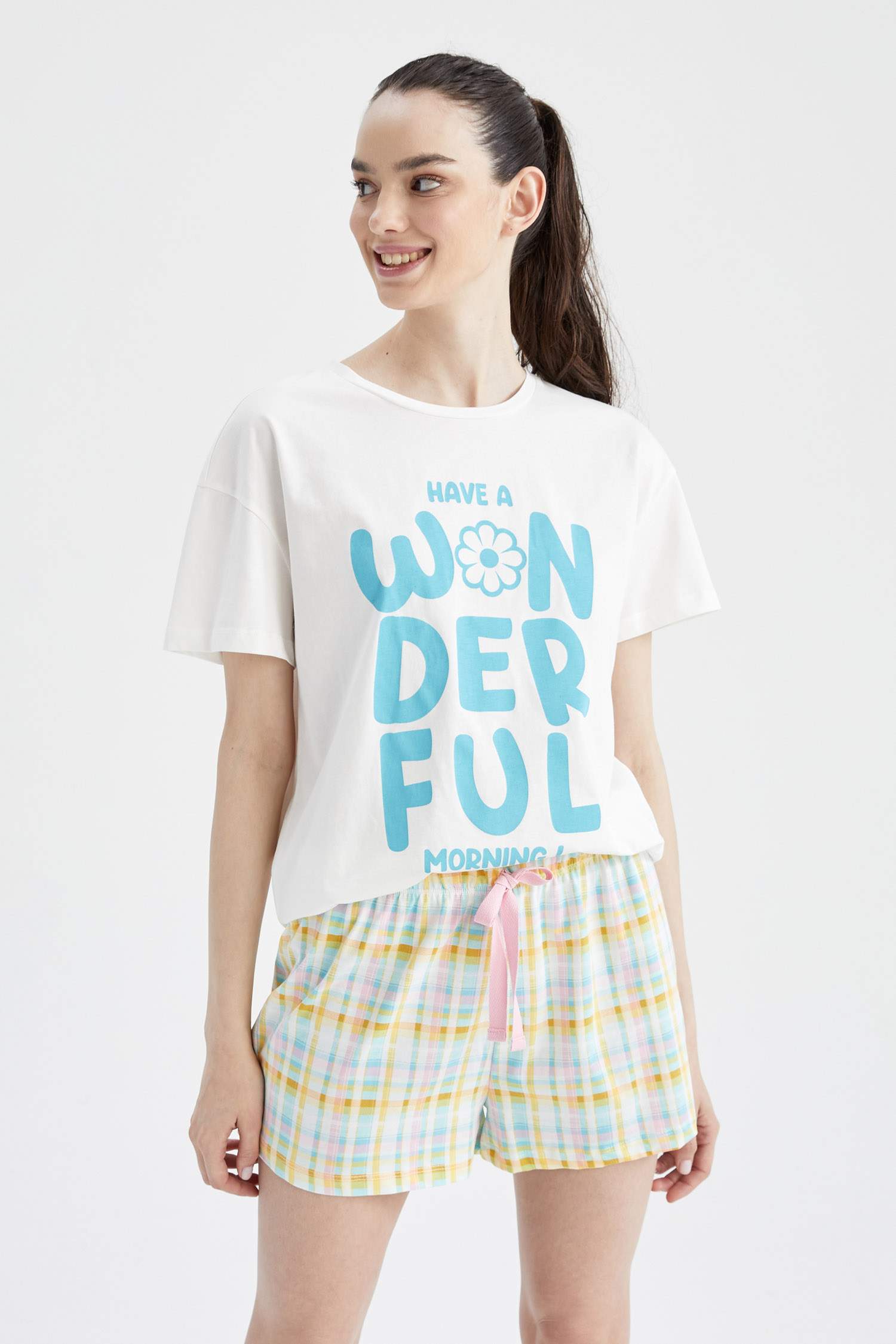 Defacto Fall in Love Regular Fit Baskılı Pijama Takımı. 2 Defacto Fall in Love Regular Fit Baskılı Pijama Takımı. 2