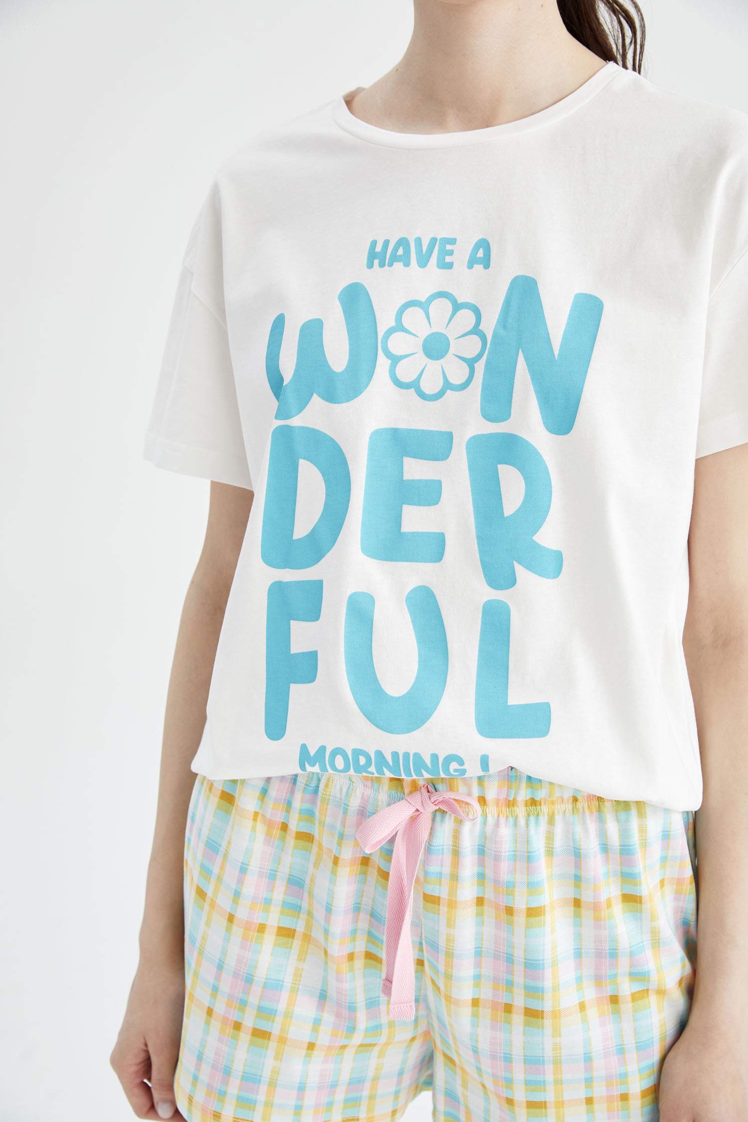 Defacto Fall in Love Regular Fit Baskılı Pijama Takımı. 4 Defacto Fall in Love Regular Fit Baskılı Pijama Takımı. 4