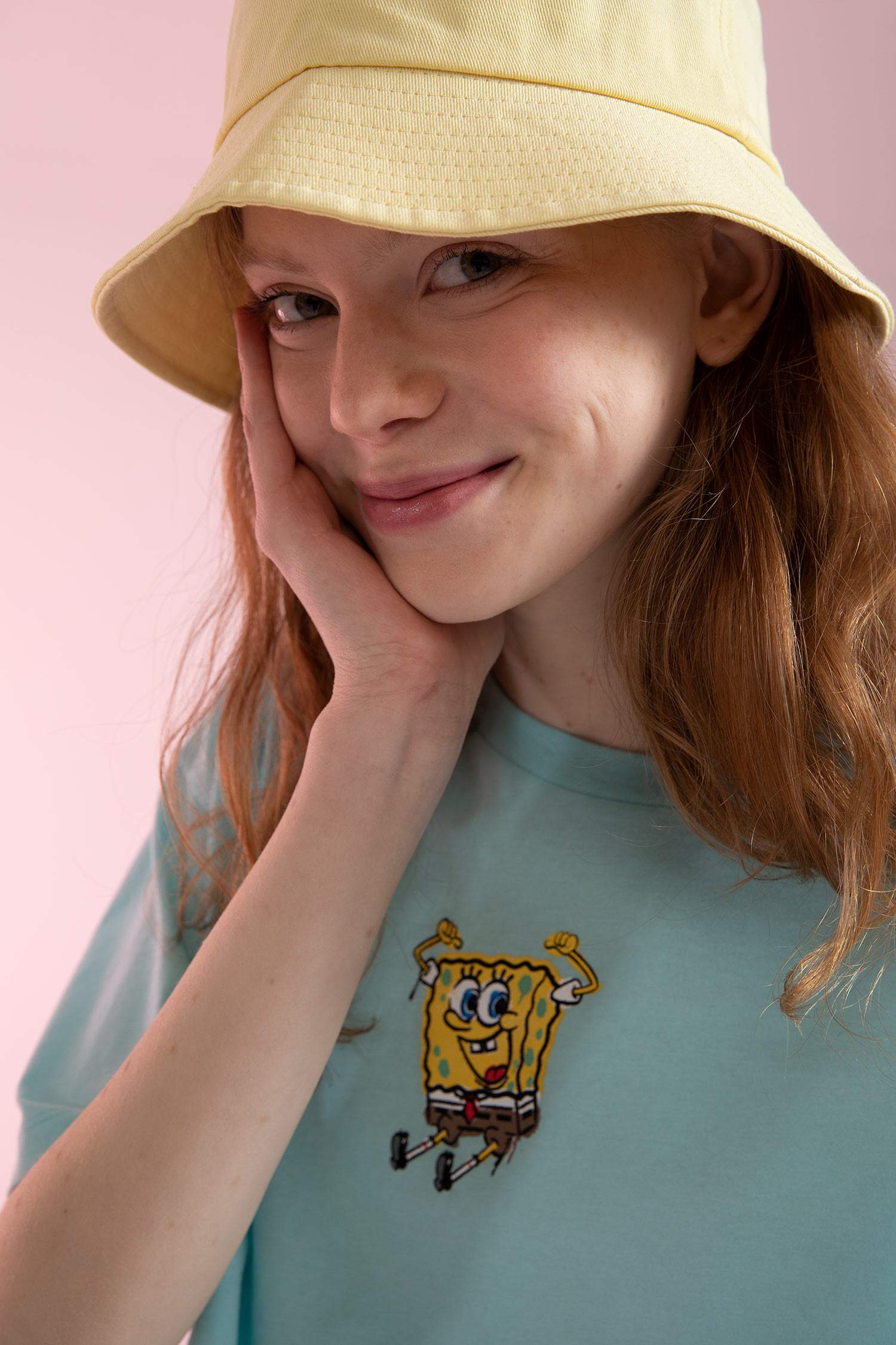 Coool SpongeBob Lisanslı Oversize Fit Baskılı Bisiklet Yaka Kısa Kollu Tişört