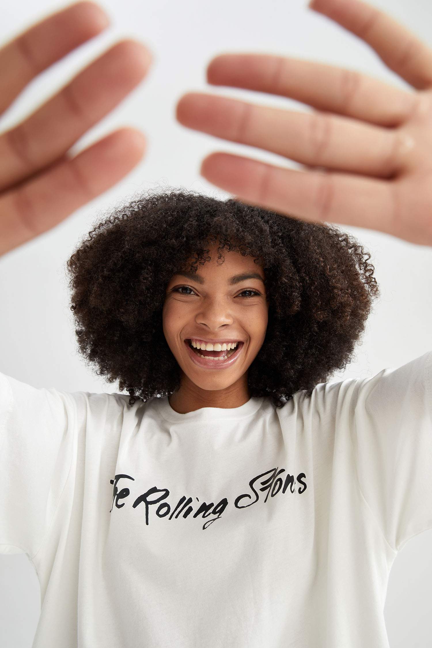 Rolling Stones Lisanslı Oversize Fit Bisiklet Yaka Baskılı Kısa Kollu Tişört