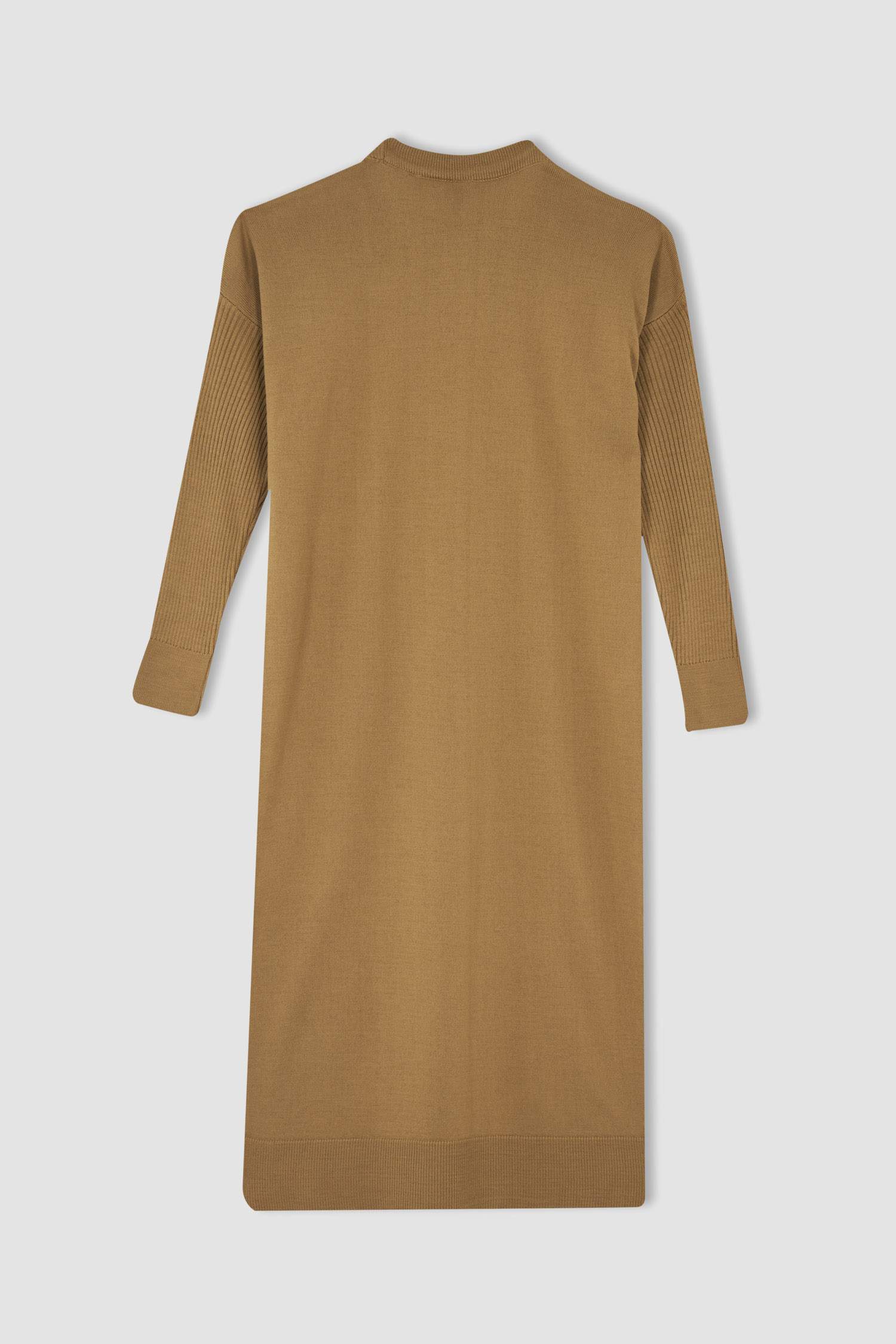 Defacto Regular Fit Bisiklet Yaka Tunik. 8 Defacto Regular Fit Bisiklet Yaka Tunik. 8