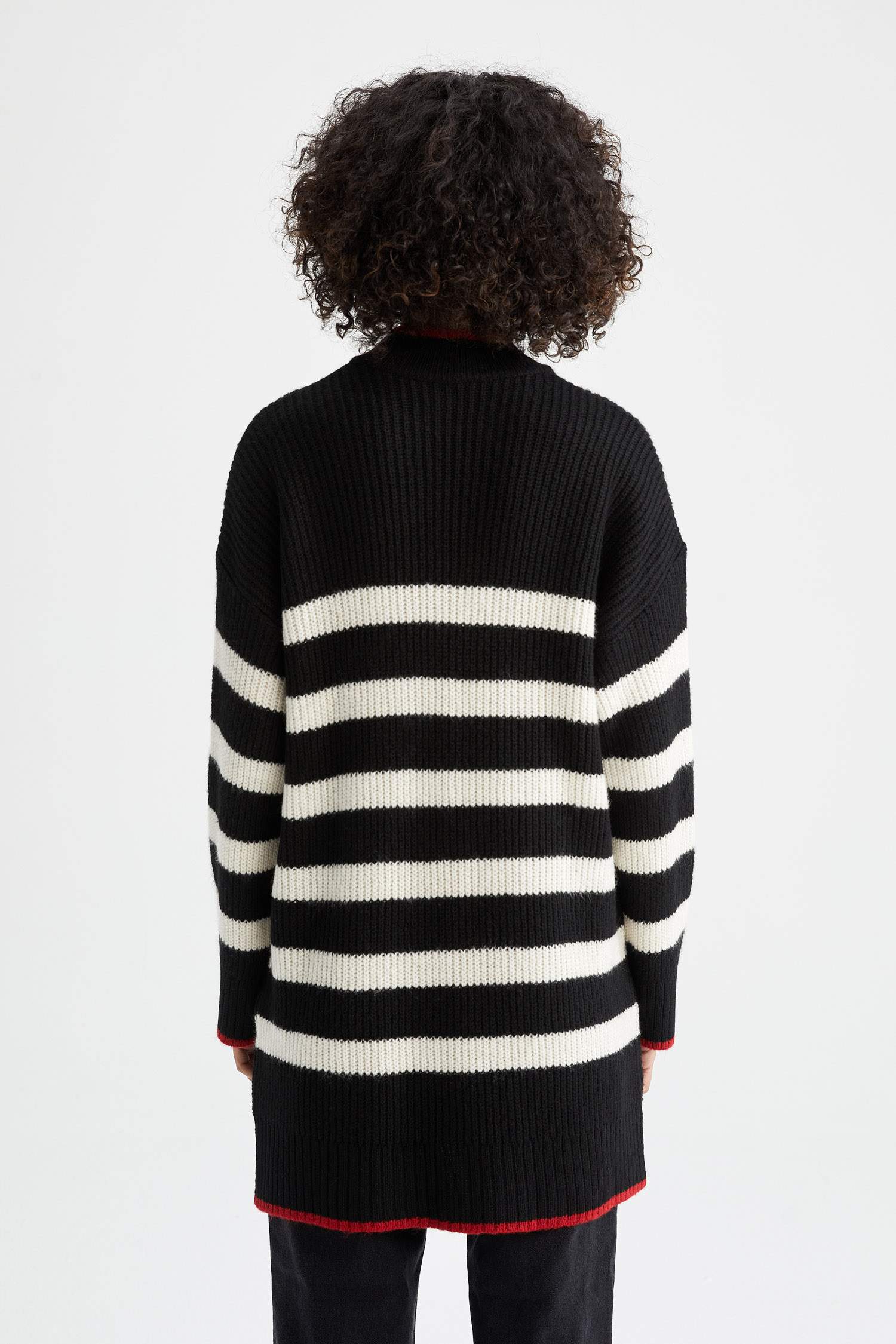 Defacto Regular Fit Balıkçı Yaka Tunik. 5 Defacto Regular Fit Balıkçı Yaka Tunik. 5