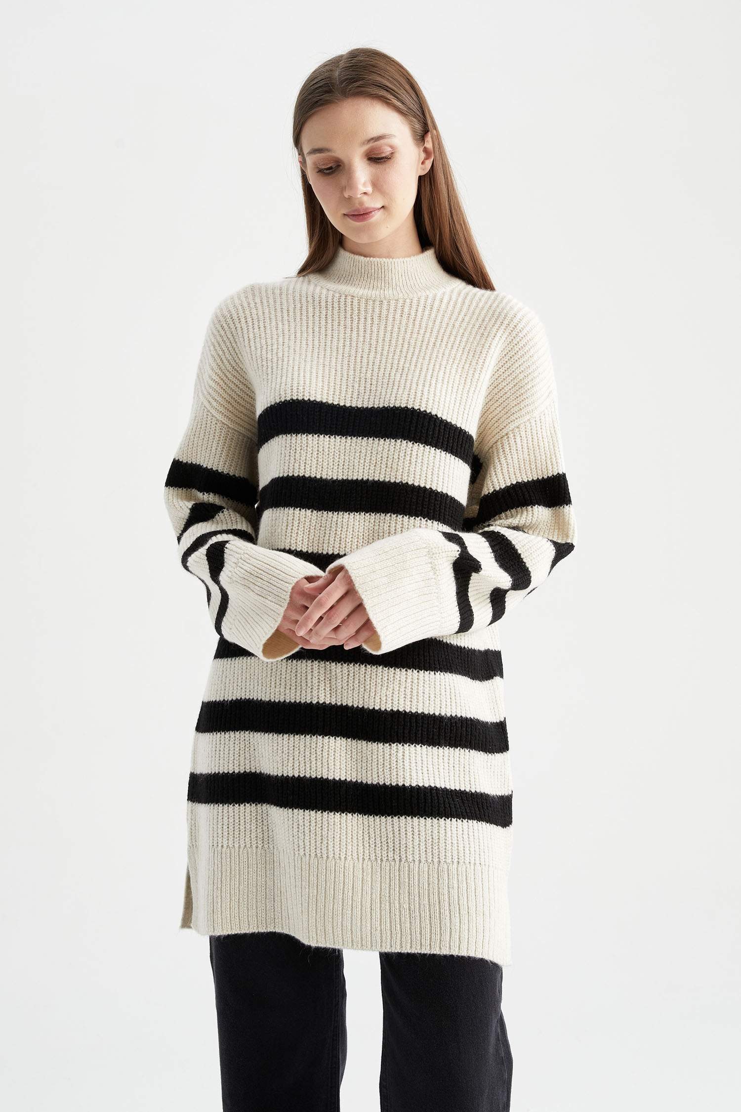 Defacto Regular Fit Balıkçı Yaka Tunik. 4 Defacto Regular Fit Balıkçı Yaka Tunik. 4