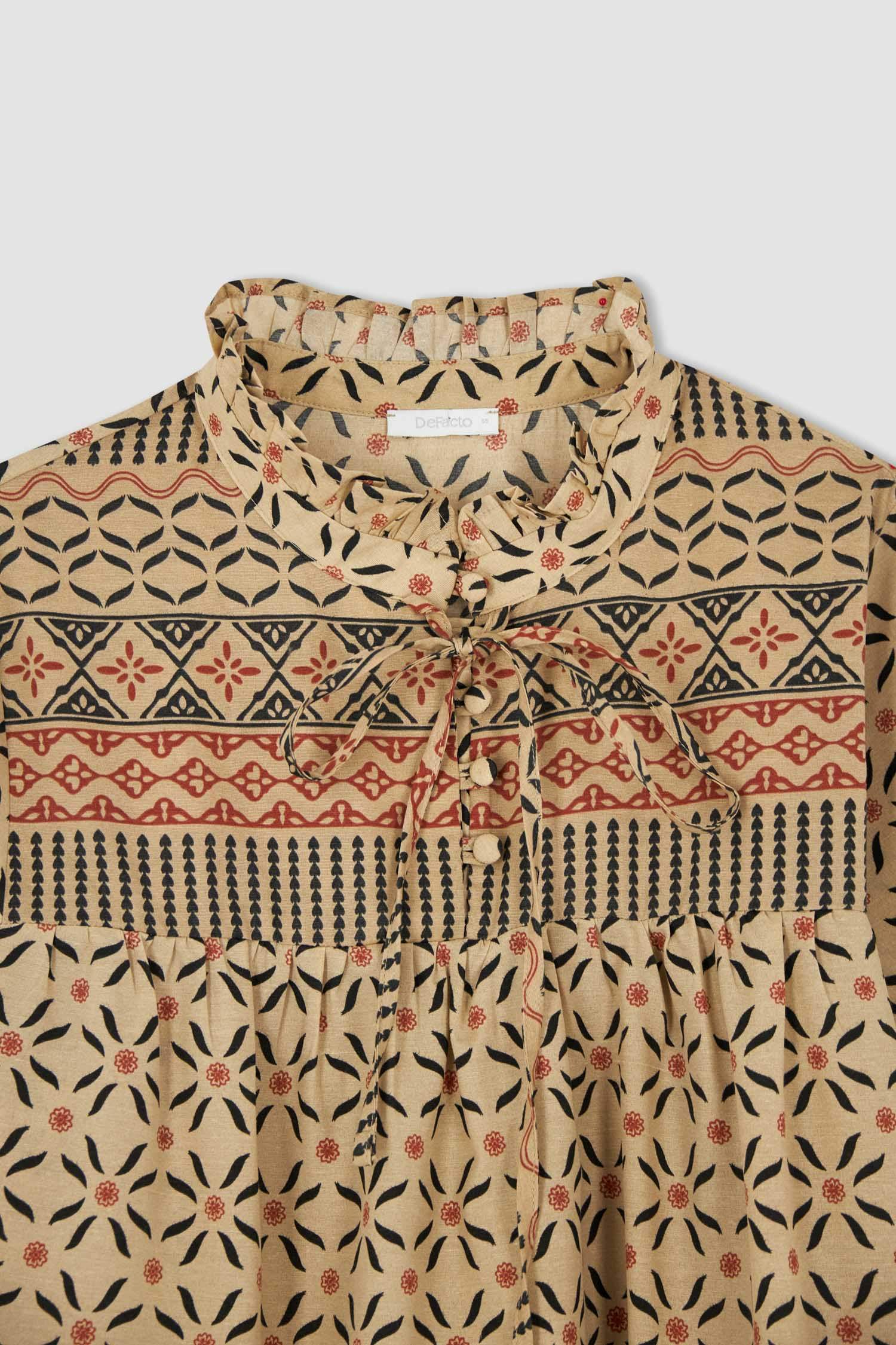 Defacto Regular Fit Fırfırlı Yaka Etnik Desenli Uzun Kollu Tunik. 2 Defacto Regular Fit Fırfırlı Yaka Etnik Desenli Uzun Kollu Tunik. 2