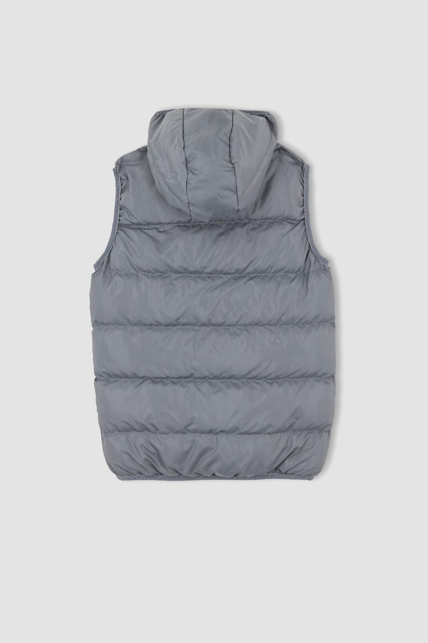 Erkek Çocuk Regular Fit Kapüşonlu Mevsimlik Şişme Yelek