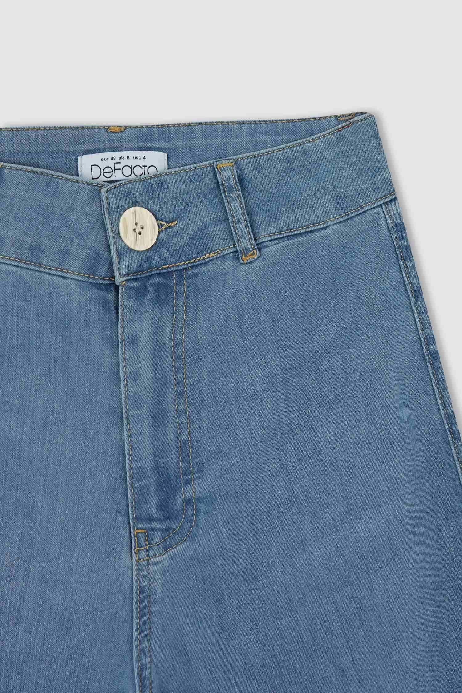 Defacto Culotte Fit Yüksek Bel Paça Ucu Kesik Jean Pantolon. 7 Defacto Culotte Fit Yüksek Bel Paça Ucu Kesik Jean Pantolon. 7