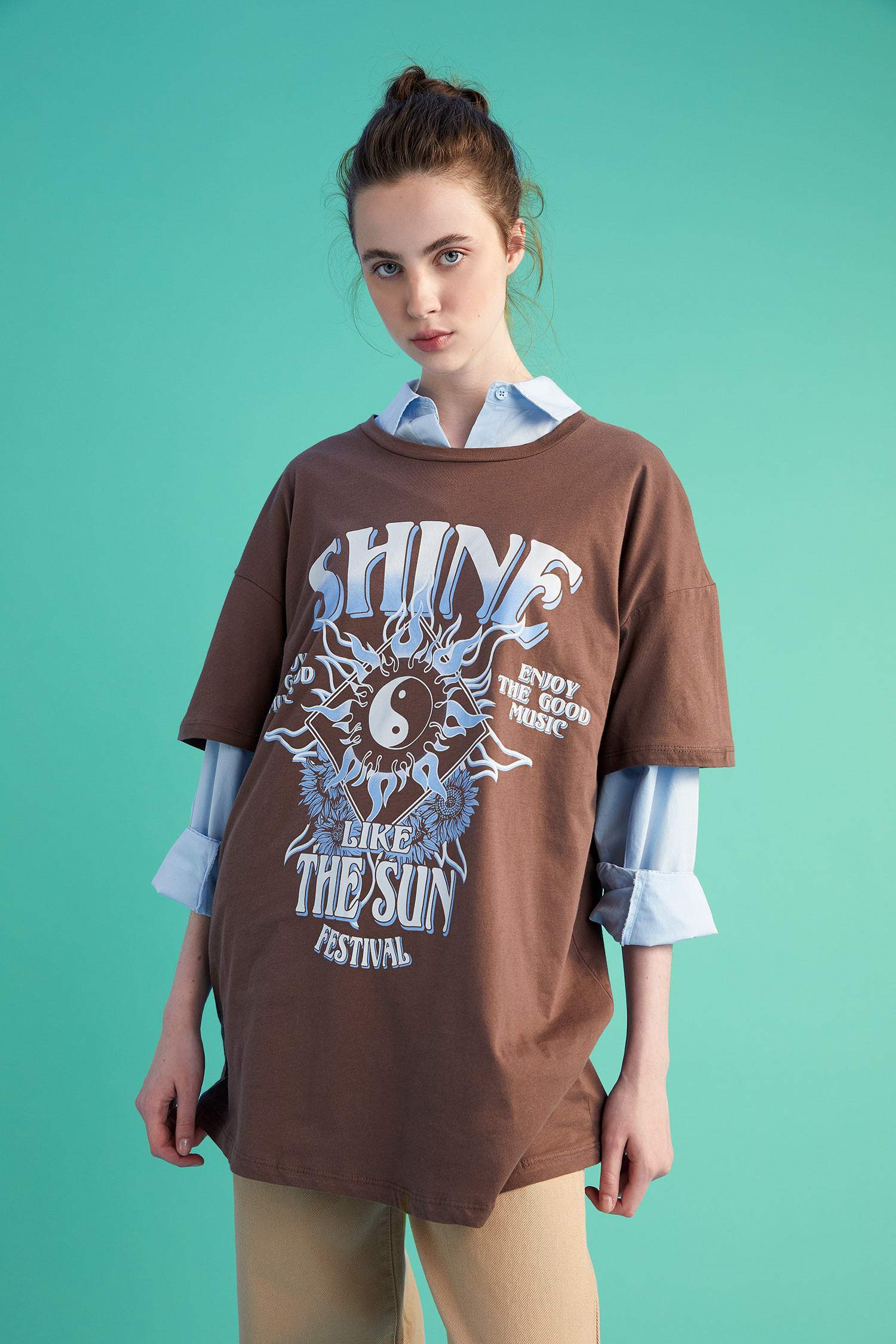 Oversize Fit Bisiklet Yaka Baskılı Kısa Kollu Tişört