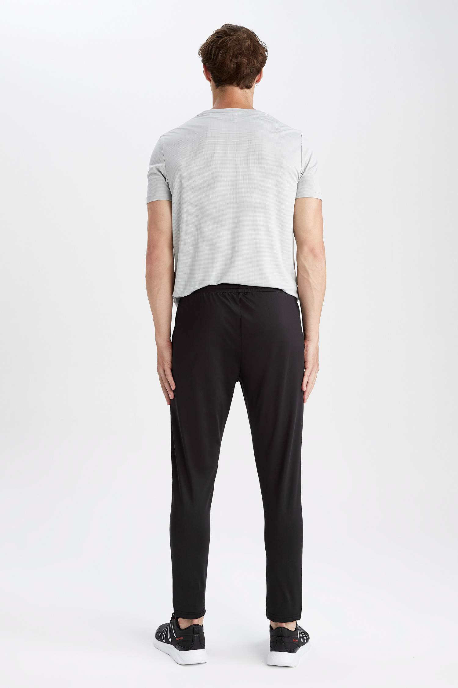 Defacto Fit Slim Fit Sporcu Jogger Eşofman Altı. 6 Defacto Fit Slim Fit Sporcu Jogger Eşofman Altı. 6