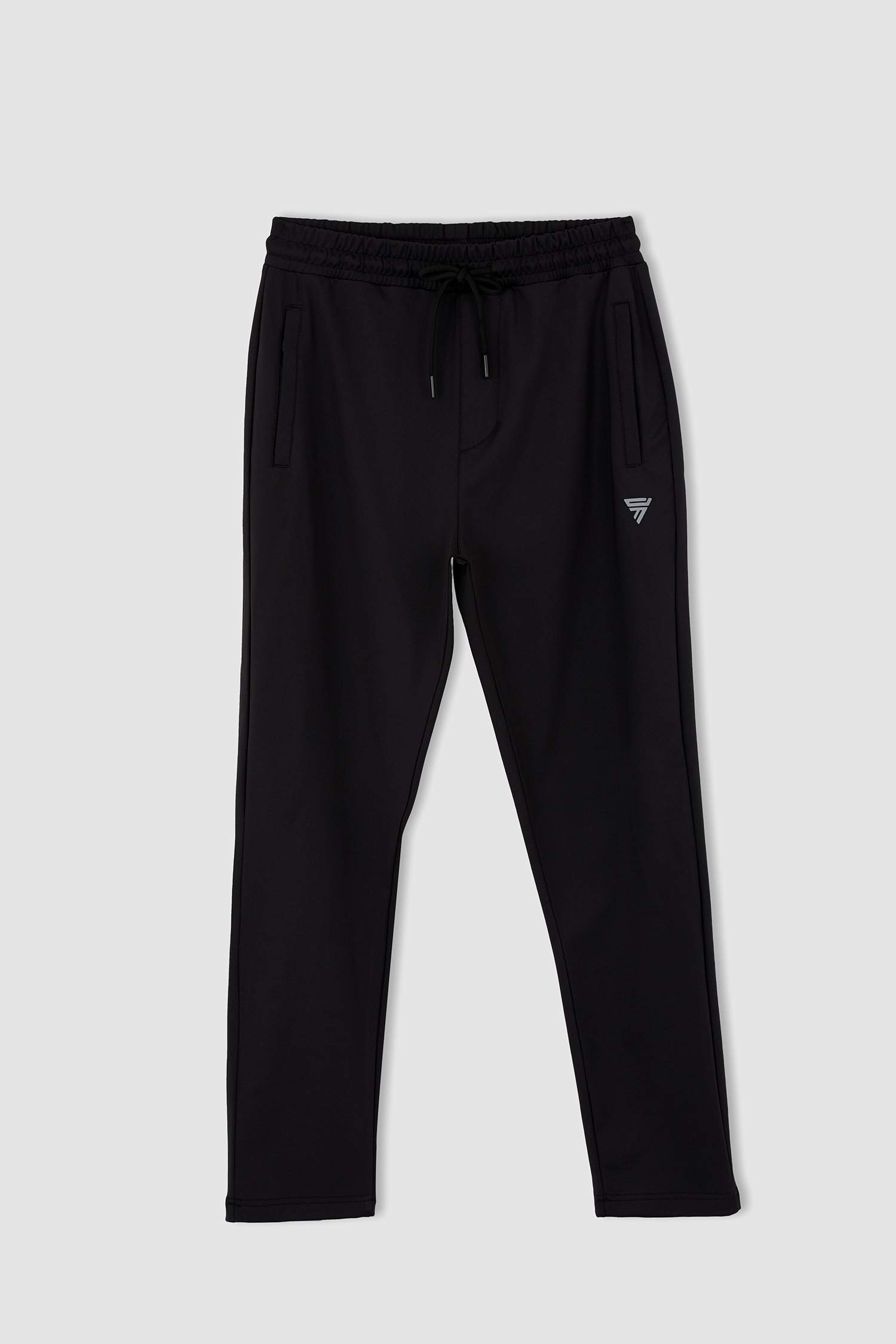 Defacto Fit Slim Fit Sporcu Jogger Eşofman Altı. 7 Defacto Fit Slim Fit Sporcu Jogger Eşofman Altı. 7