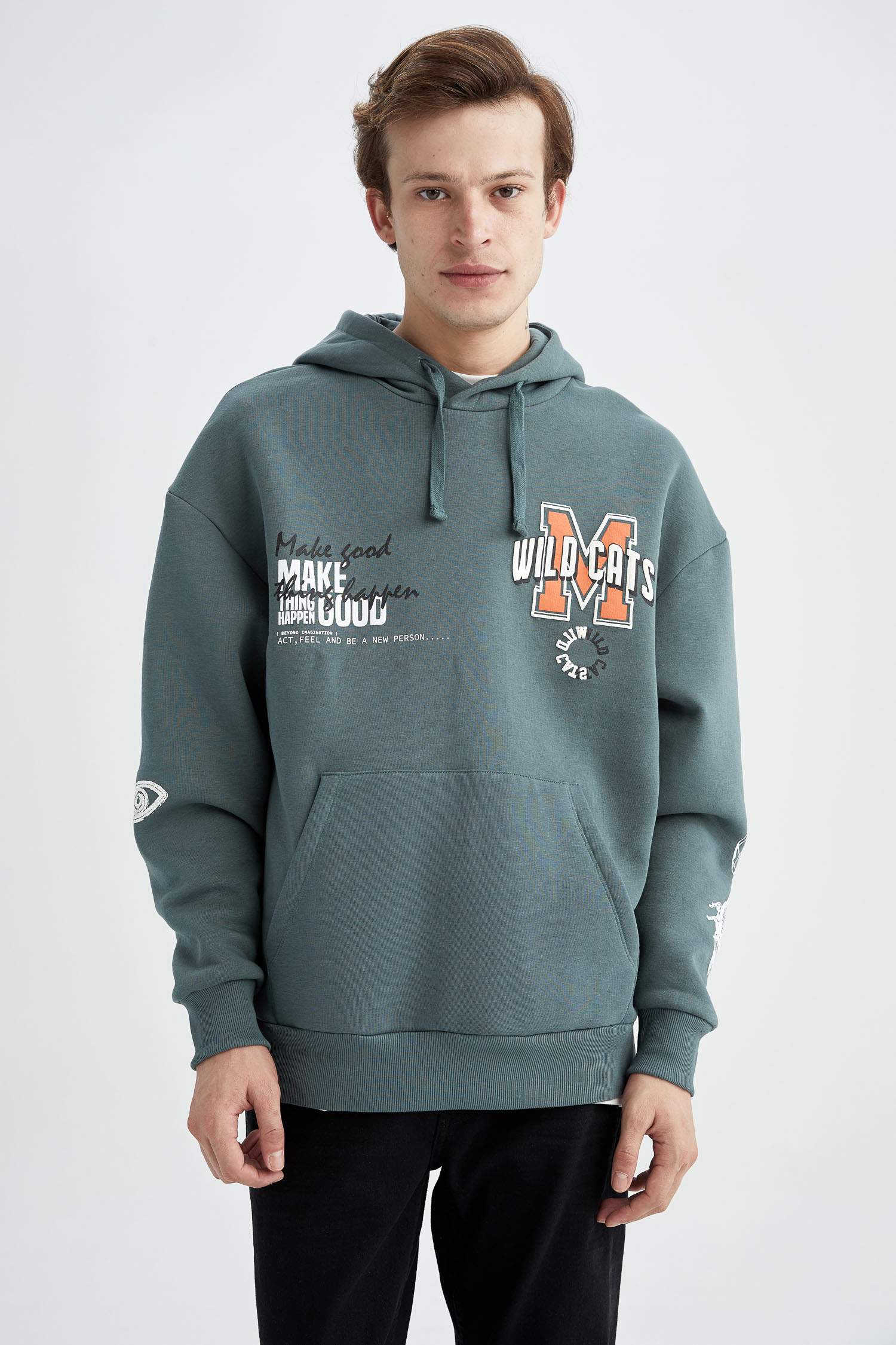 Defacto Oversize Fit Kapüşonlu İçi Yumuşak Tüylü Sweatshirt. 5 Defacto Oversize Fit Kapüşonlu İçi Yumuşak Tüylü Sweatshirt. 5