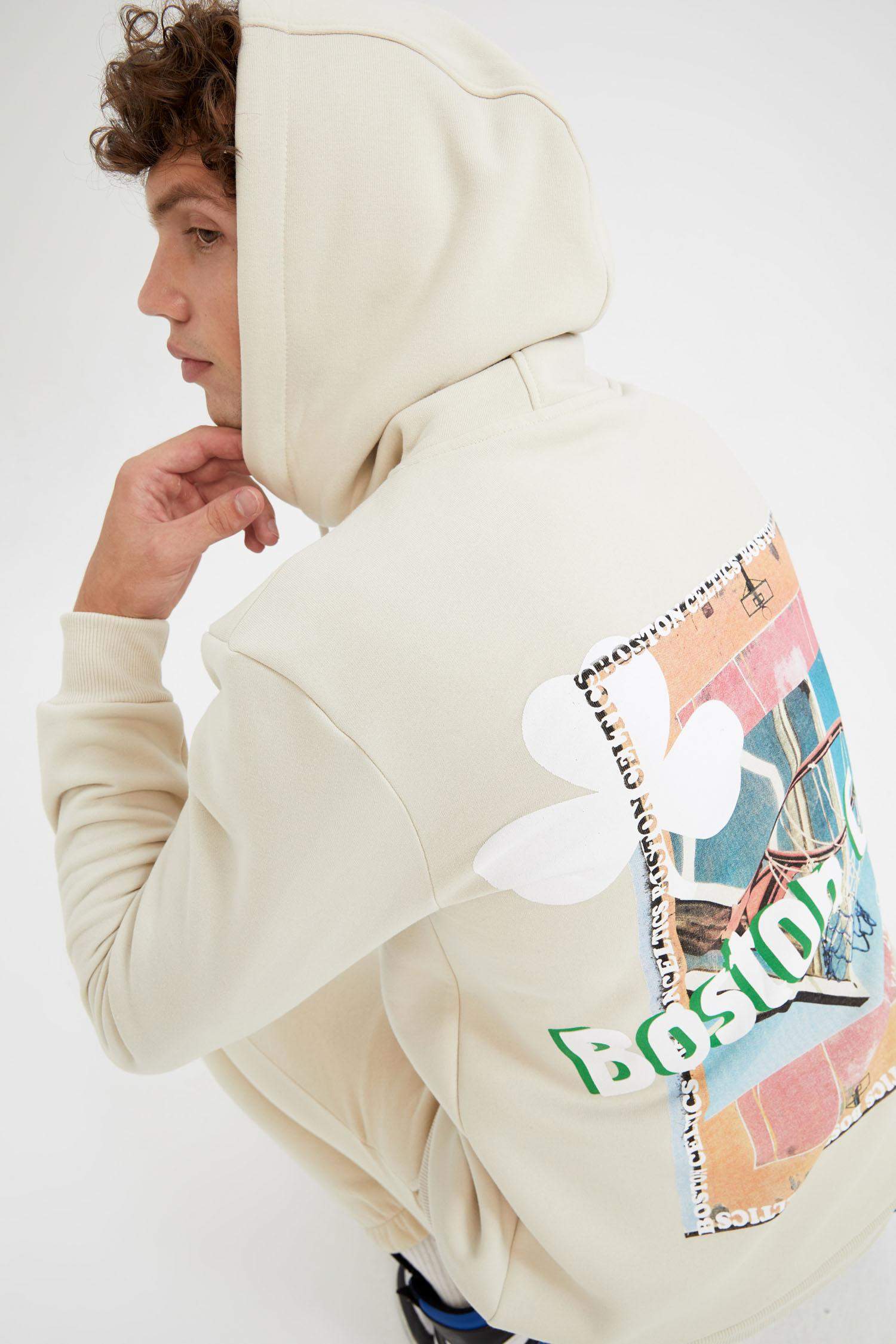 Defacto Fit NBA Boston Celtics Standart Fit Kapüşonlu Sürdürülebilir Sweatshirt. 8 Defacto Fit NBA Boston Celtics Standart Fit Kapüşonlu Sürdürülebilir Sweatshirt. 8