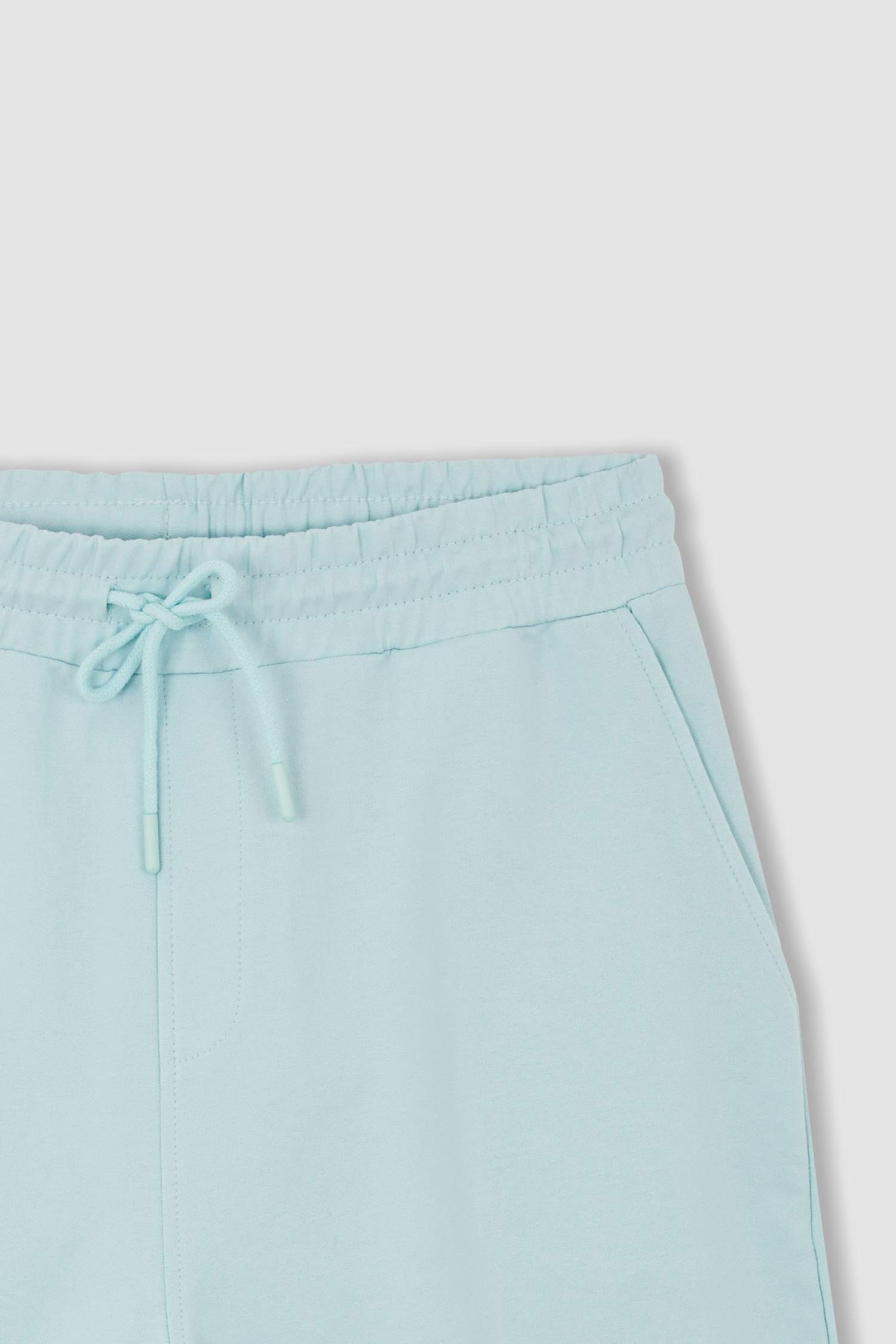 Defacto Fit Slim Fit Şort. 8 Defacto Fit Slim Fit Şort. 8