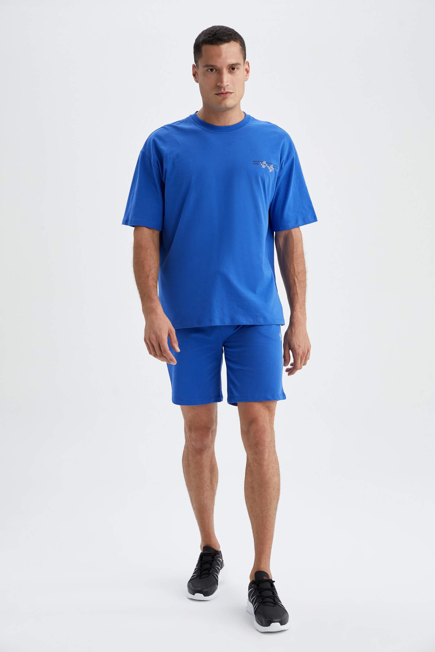 Defacto Fit Slim Fit Şort. 1 Defacto Fit Slim Fit Şort. 1