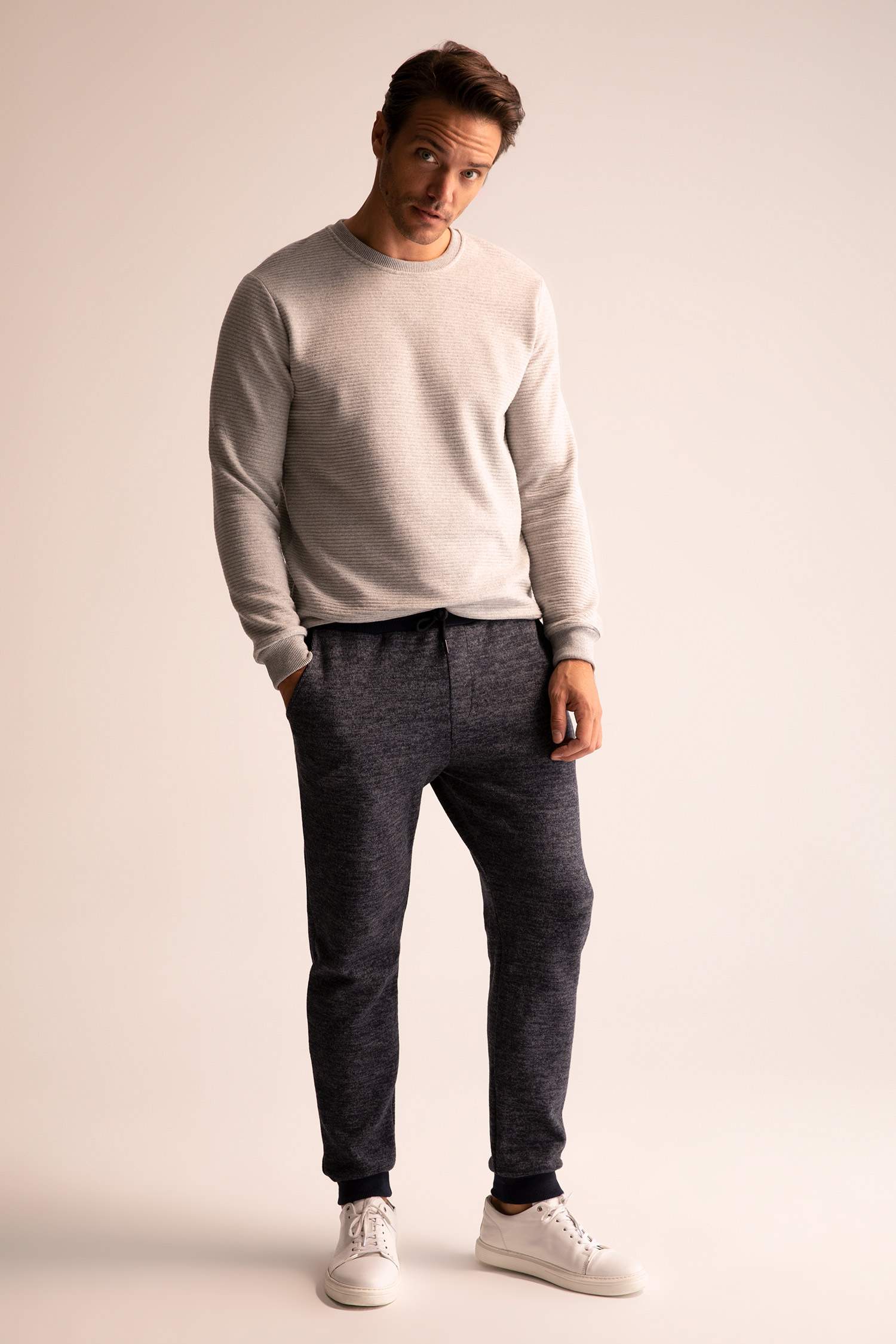 Defacto Regular Fit Eşofman Altı. 2 Defacto Regular Fit Eşofman Altı. 2