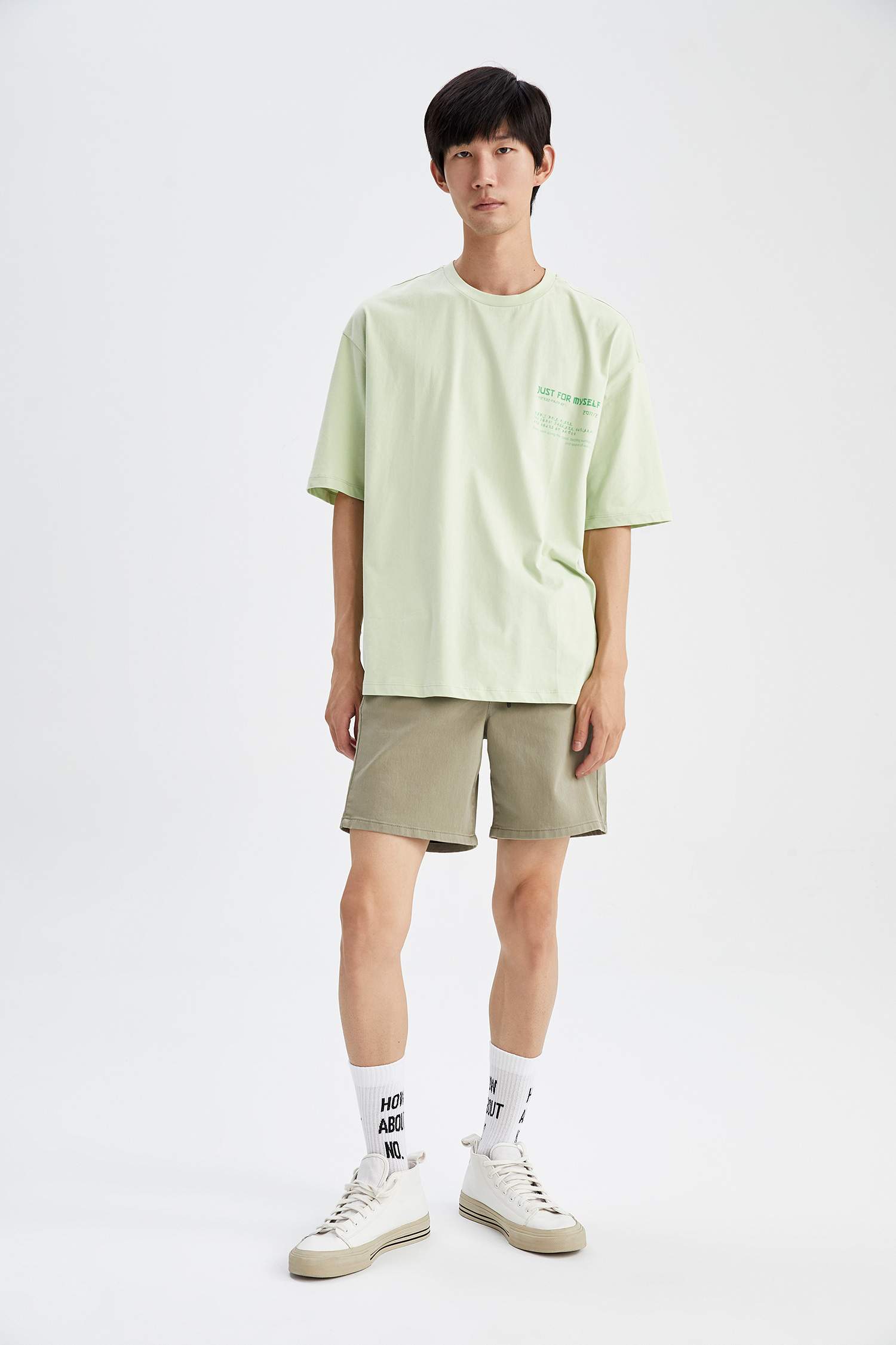 Defacto Regular Fit Bermuda. 1 Defacto Regular Fit Bermuda. 1