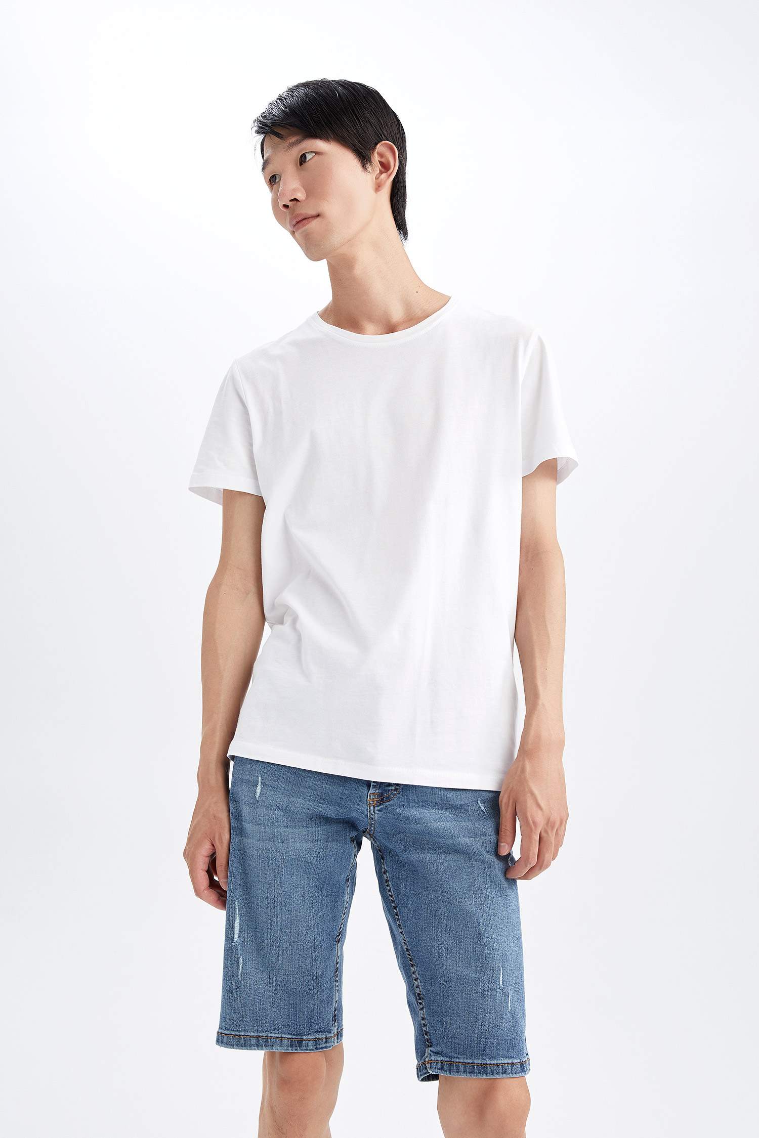 Defacto Slim Fit Jean Bermuda. 3 Defacto Slim Fit Jean Bermuda. 3