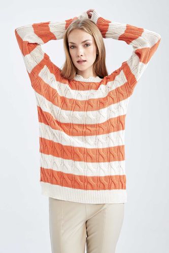 Пуловер стандартного кроя для женщин