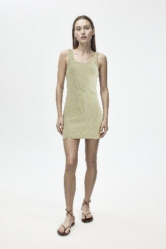 Mini Robe Moulante à Bretelles Col Ras Du Cou