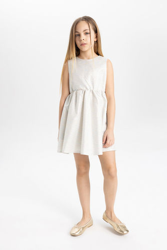 Kız Çocuk 23 Nisan Beyaz Kolsuz Elbise