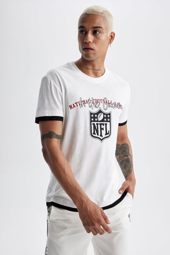 Standard Fit NFL Shield Licensed Crew Neck T-Shirt