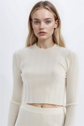 Pull Tricot Col Ras Du Cou