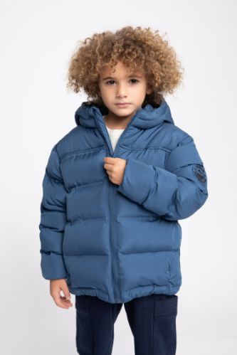 Blue puffer outlet jacket boys