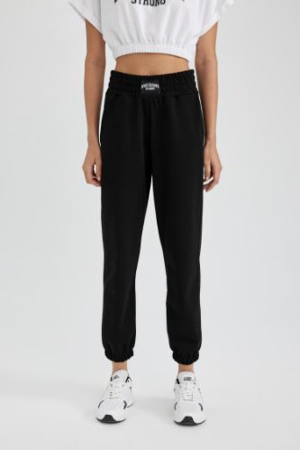 DeFactoFit Sporcu Jogger Eşofman Altı Standart Fit Basic Düz