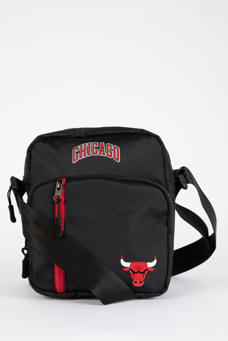 Black MAN Men Defacto Fit NBA Chicago Bulls Licensed Water Repellent Fabric  Medium Crossbody Bag 2802159