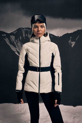 DeFactoFit Water Repellent Slim Fit Hooded Fleece Lined Ski Jacket