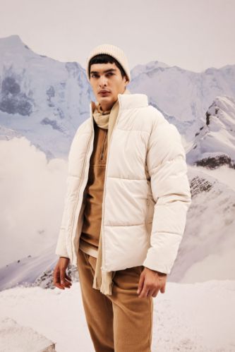 Beige puffer hot sale jacket mens