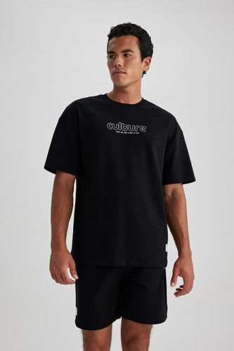 Comfort Fit Crew Neck T-Shirt