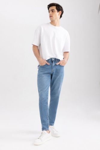 Tapered Leg Jeans