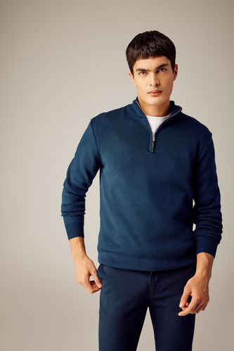Navy MAN Standard Fit Knitwear Pullover 2813301 | DeFacto