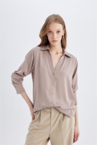 FEMME Bordeaux Chemise Satin coupe régulière à Manches Longues à Col en V