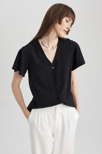Блузка с V-образным вырезом - купить в интернет-магазине «ZARINA»