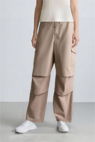 WOMAN Sand Normal Waist Parachute Trousers