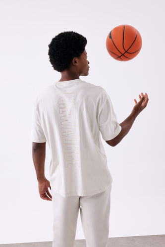 NBA Milwaukee Bucks Licensed Crew Neck T-Shirt
