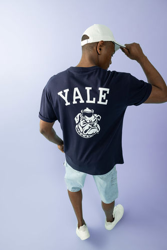Yale University Licensed Comfort Fit Crew Neck Printed T-Shirt