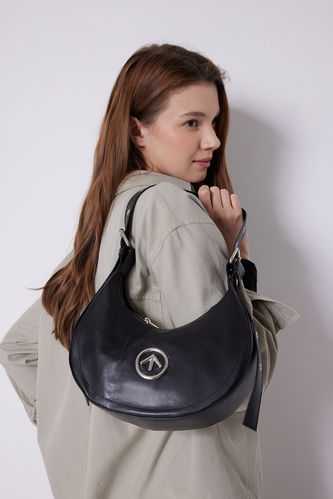 Woman Faux Leather Shoulder Bag