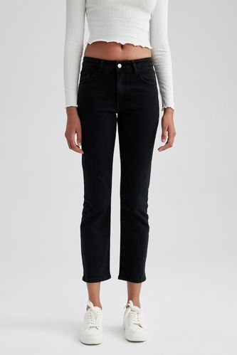Slim Fit Ankle Length Jeans